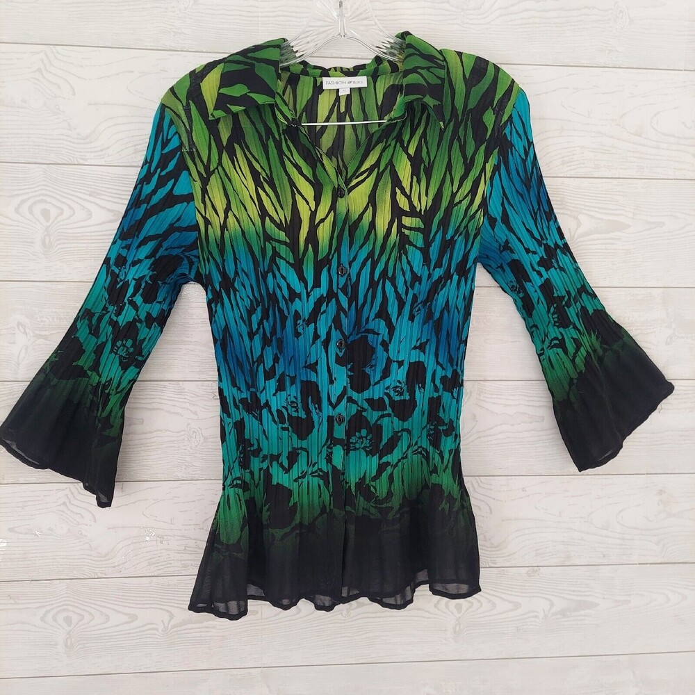 Fashion Bug M Shirt Animal Print Ombre Button Front Blouse Colorful Crinkle